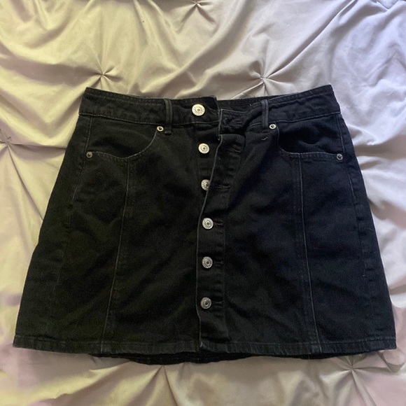 American Eagle Button-Up Jean Skirt - Picture 1 of 2